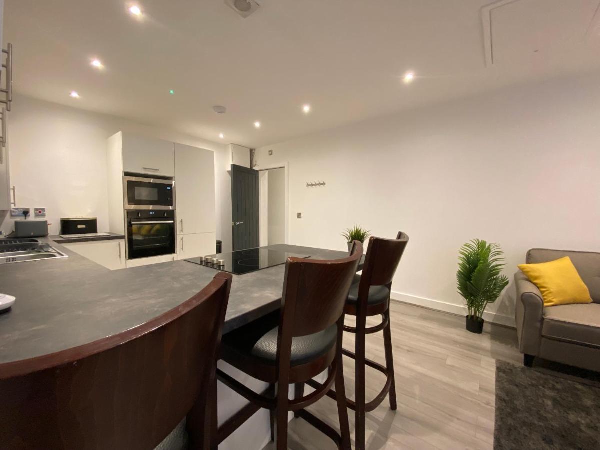 Modern 3 Bedroom Apartment Close To The City Centre Liverpool Exterior photo